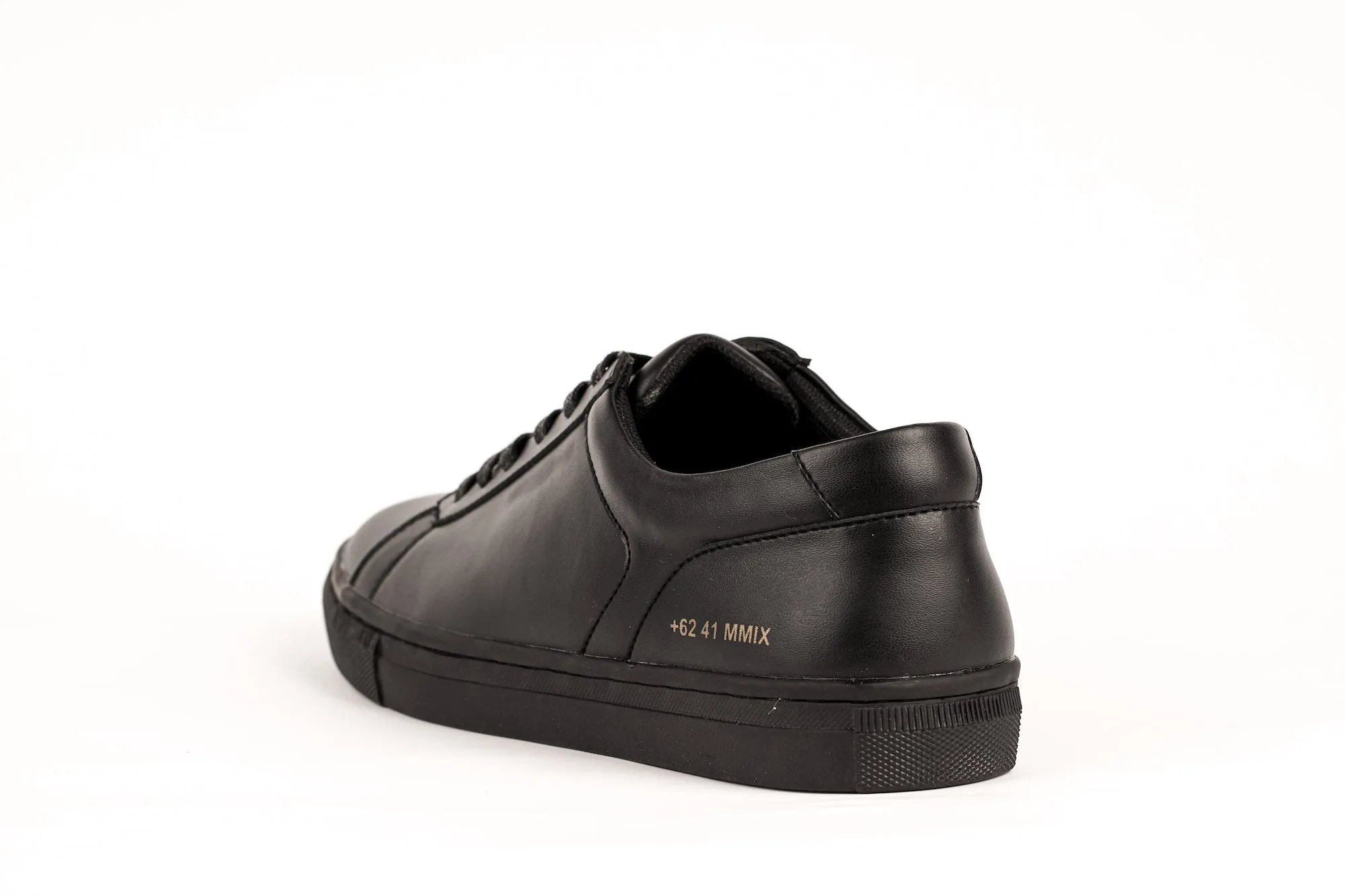 LAH-11 | TRIPLE BLACK | MEN